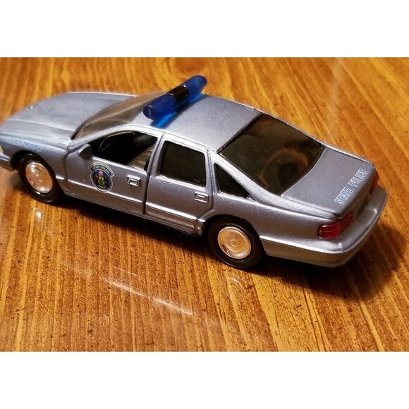 Maine State Police Road Champs die cast police car 1:43 scale - Picture 1 of 9
